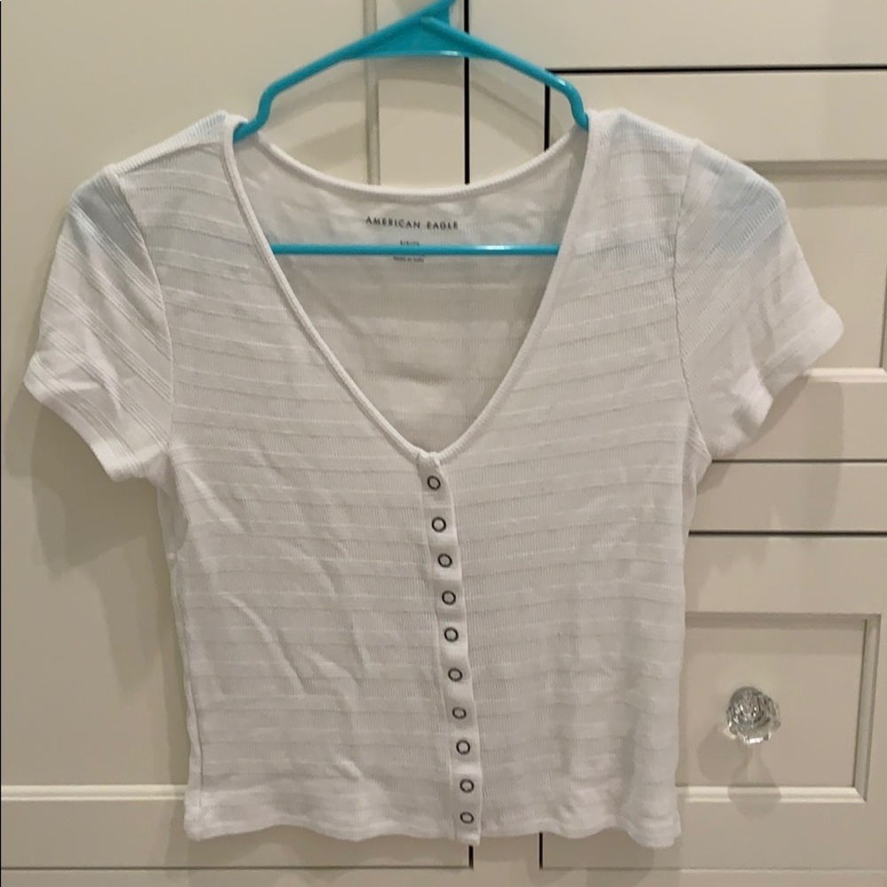 American eagle tee size small